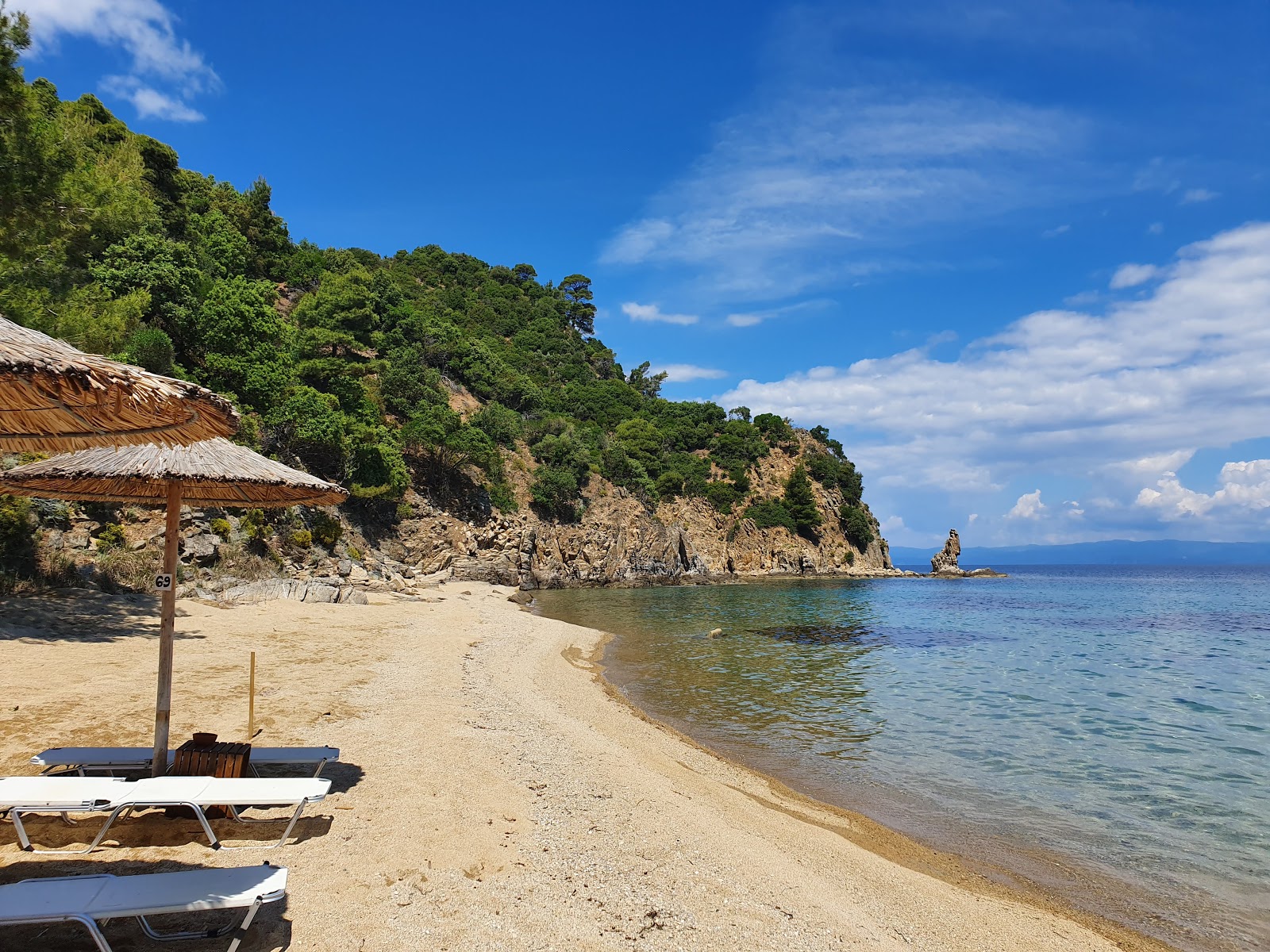 Foto de Banana beach con arena beige superficie