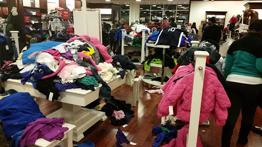 Outlet Store «Polo Ralph Lauren Factory Store», reviews and photos, 17017 N Outer 40 Rd Ste 200, Chesterfield, MO 63005, USA