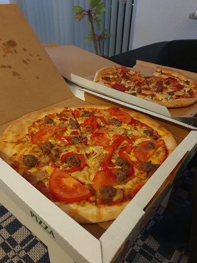 Adams Pizza in Skødstrup, Aars
