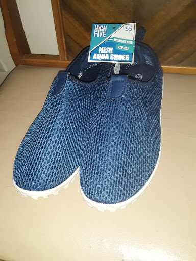 Variety Store «Five Below», reviews and photos, 8317 E Twelve Mile Rd, Warren, MI 48093, USA