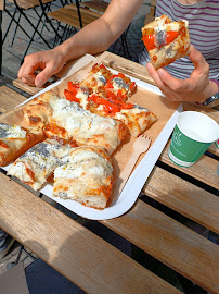 Plats et boissons du Pizzas à emporter Margherita - Tipica Pizza Romana à Rouen - n°5