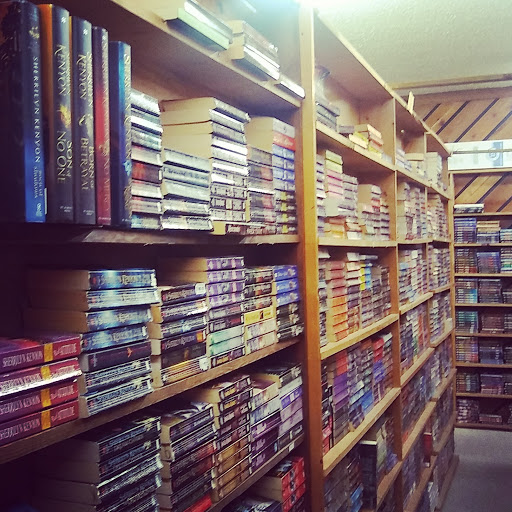 Used Book Store «Book Bazaar», reviews and photos, 2120 S Combee Rd, Lakeland, FL 33801, USA