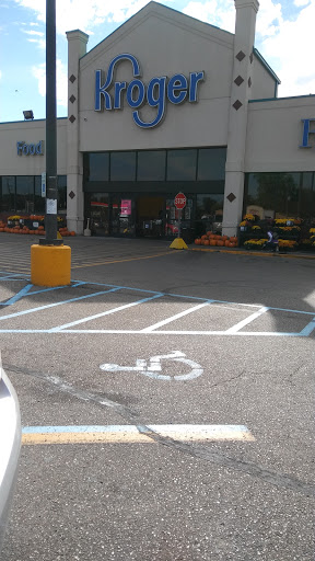 Grocery Store «Kroger», reviews and photos, 3838 Richfield Rd, Flint, MI 48506, USA