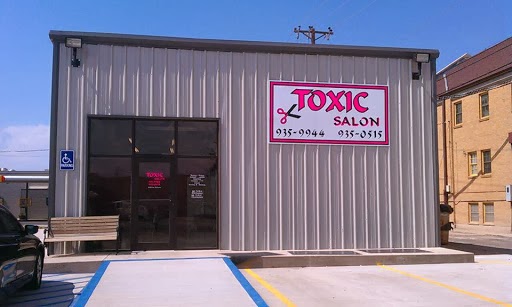 Toxic Salon