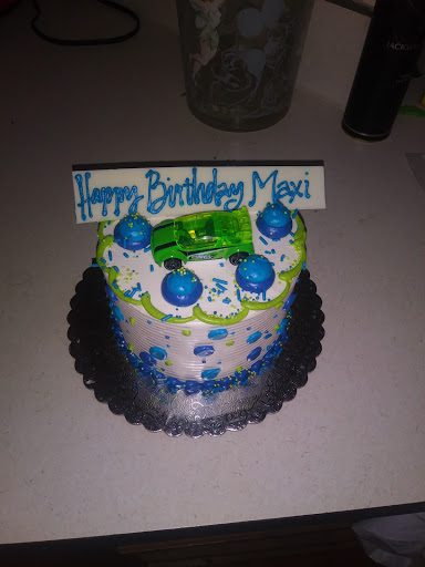 Wedding Bakery «Sweet & Savory Bake Shop Inc», reviews and photos, 9 S Washington St, Oxford, MI 48371, USA