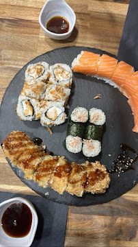 Plats et boissons du Restaurant de sushis Ajia Sushi & Burger Lattes - n°19