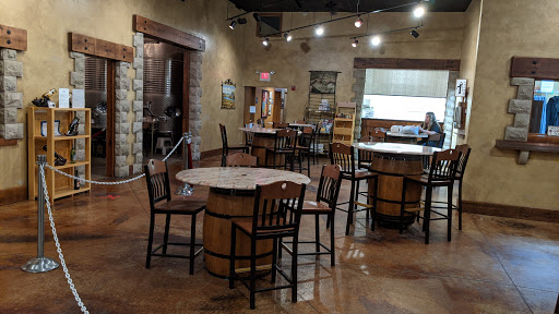 Winery «Paper Moon Vineyards», reviews and photos, 2008 State Rd, Vermilion, OH 44089, USA