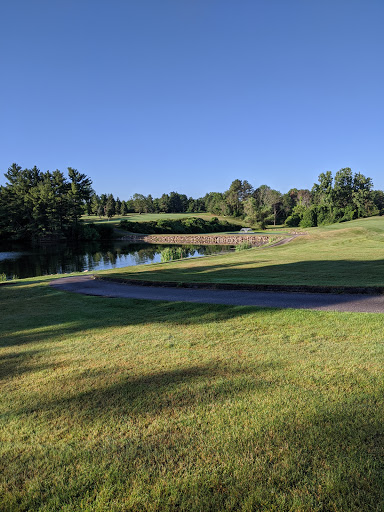 Golf Course «Pine Hills Golf Club», reviews and photos, 433 W 130th St, Hinckley, OH 44233, USA