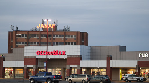 Shopping Mall «Janaf Shopping Yard», reviews and photos, 5900 E Virginia Beach Blvd, Norfolk, VA 23502, USA