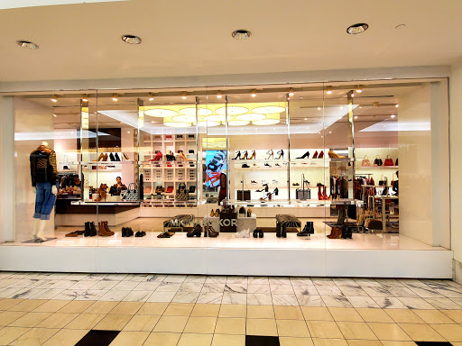 Fashion Accessories Store «Michael Kors», reviews and photos, 3393 Peachtree Rd #3084, Atlanta, GA 30326, USA