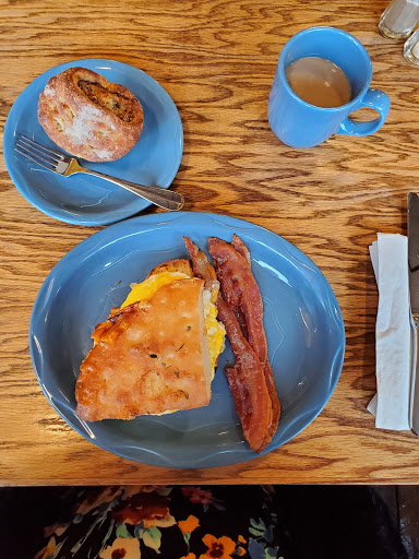 Restaurant «Coco - Artisan Bakery & Good Eats», reviews and photos, 146 W Bayfield St, Washburn, WI 54891, USA