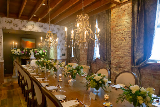 Robin Wood Flowers, 1902 Dana Ave, Cincinnati, OH 45207, USA, 