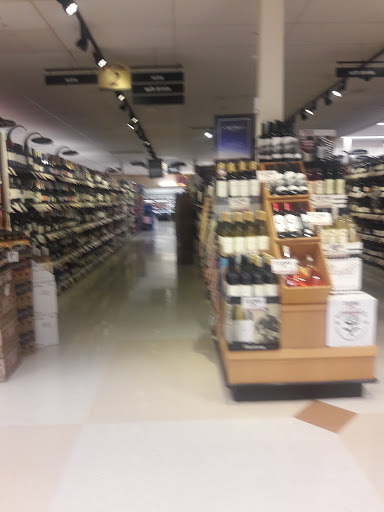 Grocery Store «Quality Food Center», reviews and photos, 4919 Evergreen Way, Everett, WA 98203, USA