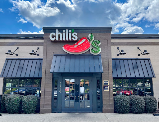Chilis Grill & Bar image 1