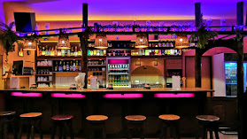 Club Bar Malibu II