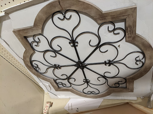 Home Goods Store «At Home», reviews and photos, 5901 Mercury Dr, Dearborn, MI 48126, USA