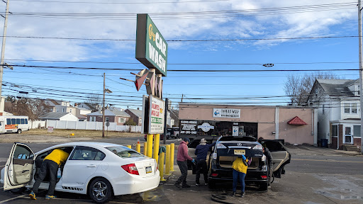 Capitol Car Wash en Lawrence Township