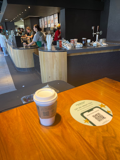 Coffee Shop «Starbucks», reviews and photos, 300 S Main St, Royal Oak, MI 48067, USA