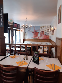 Atmosphère du Restaurant français Le Relais Gascon montmartre paris18e - n°3