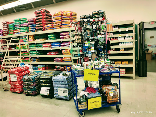 Pet Supply Store «Pet Supplies Plus», reviews and photos, 7315 Mentor Ave, Mentor, OH 44060, USA