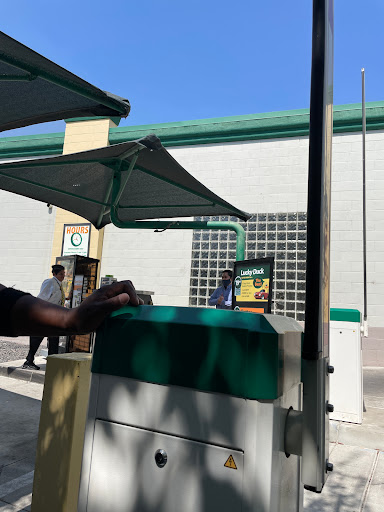 Car Wash «Quick Quack Car Wash - West Sacramento», reviews and photos, 645 Harbor Blvd, West Sacramento, CA 95691, USA