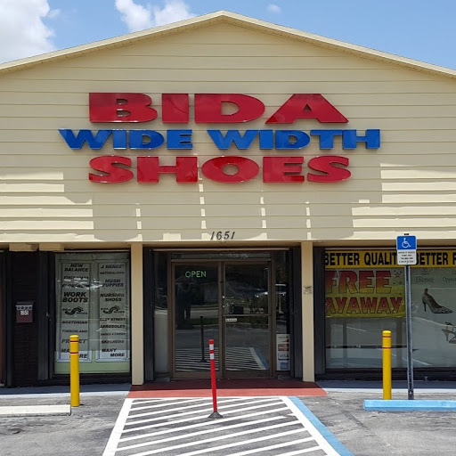 Shoe Store «Bida Wide Width Shoes», reviews and photos, 1651 NE 163rd St, North Miami Beach, FL 33162, USA