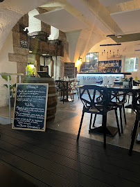 Atmosphère du Restaurant La Grotte du Loup by zefinio à Rognac - n°1