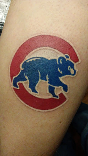 Explore unique sleeve tattoo ideas for females, creative tattoo ideas in Peru, available at Inked Memories Tattoo Company