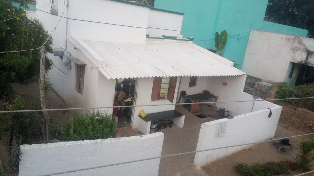 செண்பகம் பியூட்டி பார்லர் & டெய்லரிங்.