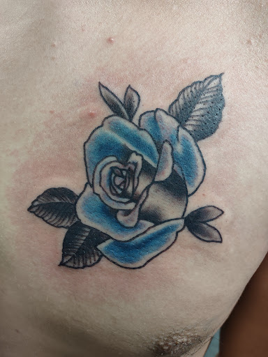 Tattoo Shop «Cloak and Dagger Tattoo», reviews and photos, 641 N Riverside Dr, Clarksville, TN 37040, USA