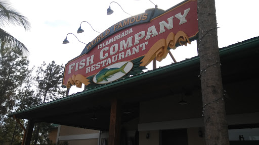 Sporting Goods Store «Bass Pro Shops», reviews and photos, 10040 Gulf Center Dr, Fort Myers, FL 33913, USA