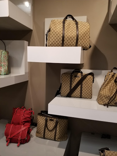 Boutique «Gucci Outlet», reviews and photos, 50 Hartz Way, Secaucus, NJ 07094, USA