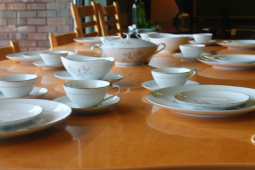 Thrift Store «Youth for Christ Store & Donation Center», reviews and photos, 11124 Chicago Dr, Zeeland, MI 49464, USA