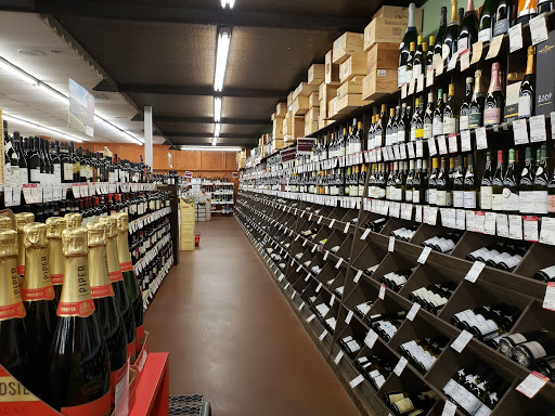 Wine Store «B-21 Fine Wine & Spirits», reviews and photos, 43380 US Hwy 19 N, Tarpon Springs, FL 34689, USA