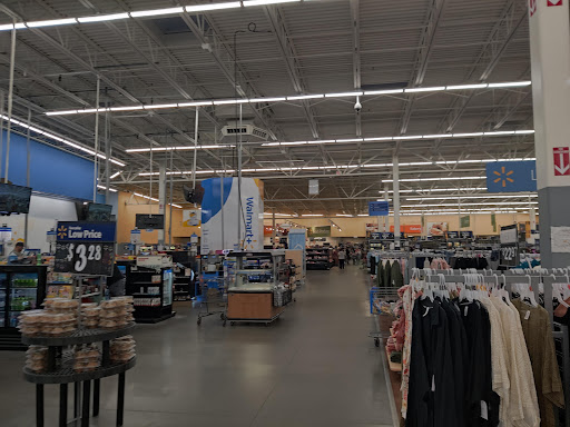 Discount Store «Walmart», reviews and photos, 12200 River Ridge Blvd, Burnsville, MN 55337, USA