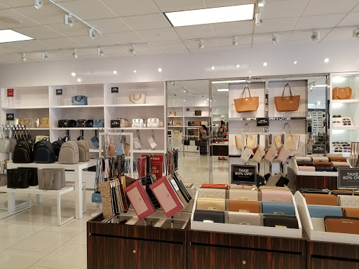 Fashion Accessories Store «Michael Kors», reviews and photos, 6699 N Landmark Dr a135, Park City, UT 84098, USA