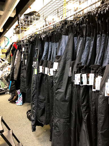 Sporting Goods Store «Play It Again Sports», reviews and photos, 1422 NW 9th St, Corvallis, OR 97330, USA