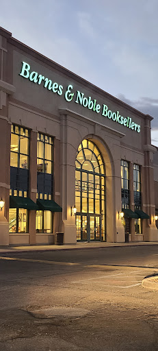 Barnes & Noble, 7325 N la Cholla Blvd, Tucson, AZ 85741, USA, 