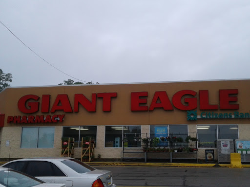 Supermarket «Giant Eagle Supermarket», reviews and photos, 1300 Country Club Rd, Monongahela, PA 15063, USA