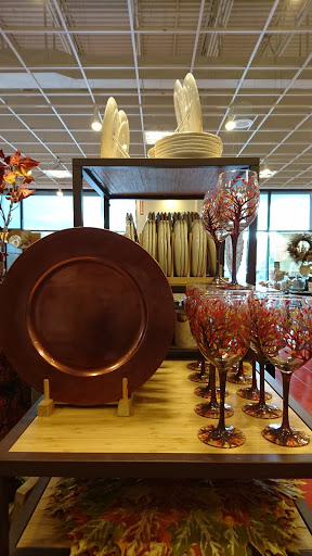Home Goods Store «Pier 1 Imports», reviews and photos, 3030 New Center Point, Colorado Springs, CO 80922, USA