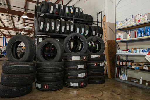 Auto Repair Shop «Tuffy Tire & Auto Service Center», reviews and photos, 16750 US-441, Mt Dora, FL 32757, USA