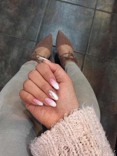 Hair Salon «Creative Salon & Spa», reviews and photos, 14215-a Centreville Square, Centreville, VA 20121, USA