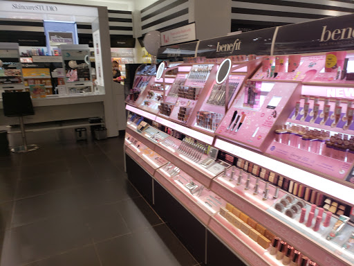 Cosmetics Store «SEPHORA», reviews and photos, 1689 Arden Way #1084, Sacramento, CA 95815, USA