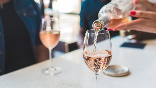 Bar «Wine on High Bar & Retail», reviews and photos, 789 N High St, Columbus, OH 43215, USA