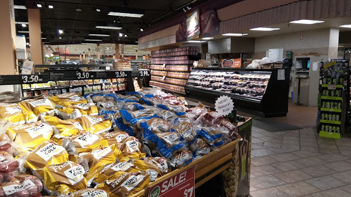 Supermarket «Giant Eagle Supermarket», reviews and photos, 27505 Chardon Rd, Willoughby Hills, OH 44092, USA