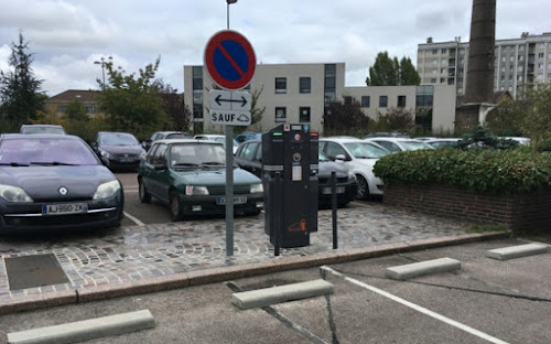 Borne de recharge de véhicules électriques SDE Aube Charging Station Troyes