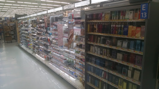 Discount Store «Walmart», reviews and photos, 900 Boston Post Rd, Guilford, CT 06437, USA