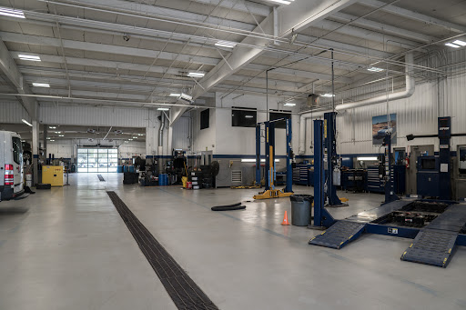 Mercedes Benz Dealer «Viti Mercedes-Benz», reviews and photos, 975 Fish Rd, Tiverton, RI 02878, USA