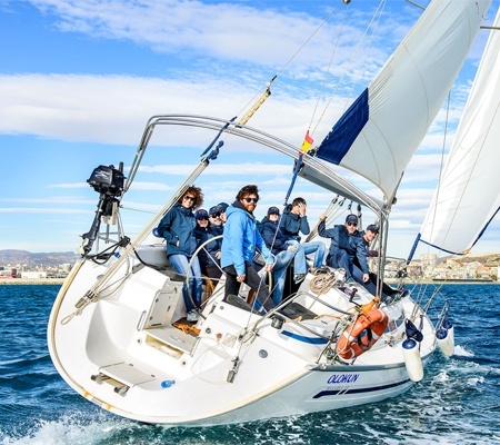 Windsail Charter Alicante | Alquiler de Barcos y veleros | windsailcharter.com