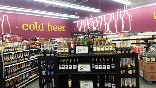 Grocery Store «Food 4 Less», reviews and photos, 2501 W North Ave, Melrose Park, IL 60160, USA